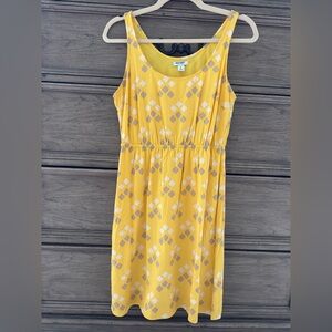 Butter Yellow Aztec Printed Mini Dress EUC Rayon White Tan Old Navy
